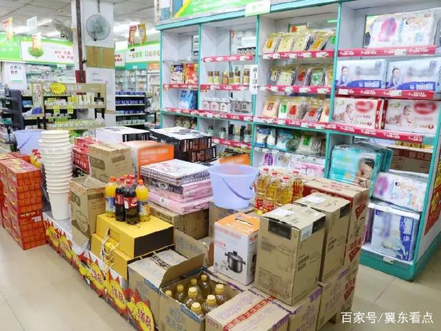 實(shí)體經(jīng)濟(jì)不景氣，連鎖藥店為何逆勢(shì)擴(kuò)張？藥店店長揭秘兩大原因